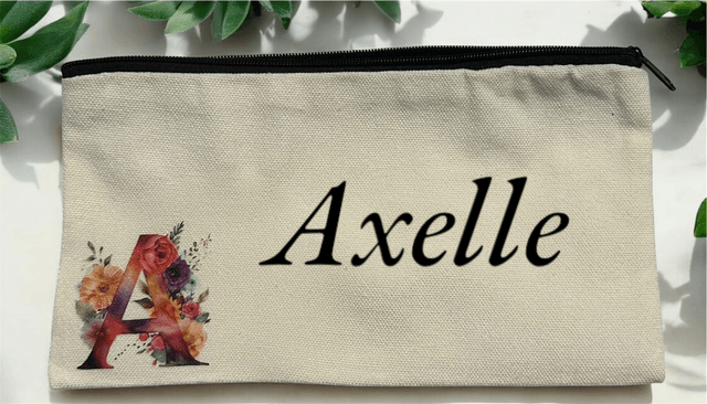 Trousse initiale fleurie
