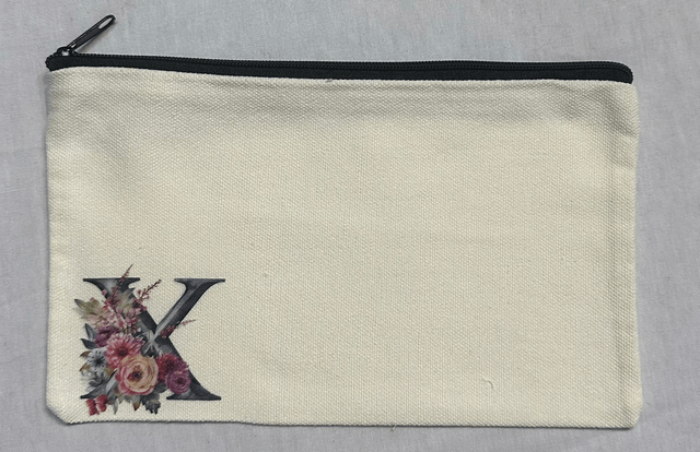 Trousse initiale fleurie